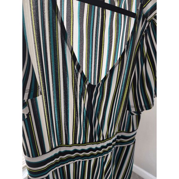 Torrid Midi Crepe Studio Knit Flutter Sleeve Dress Size 1 - Picture 10 of 13